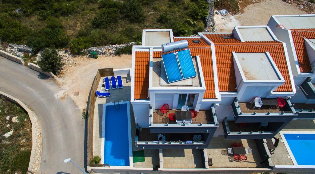 Villa Jasmina โนวาลยา ภายนอก รูปภาพ