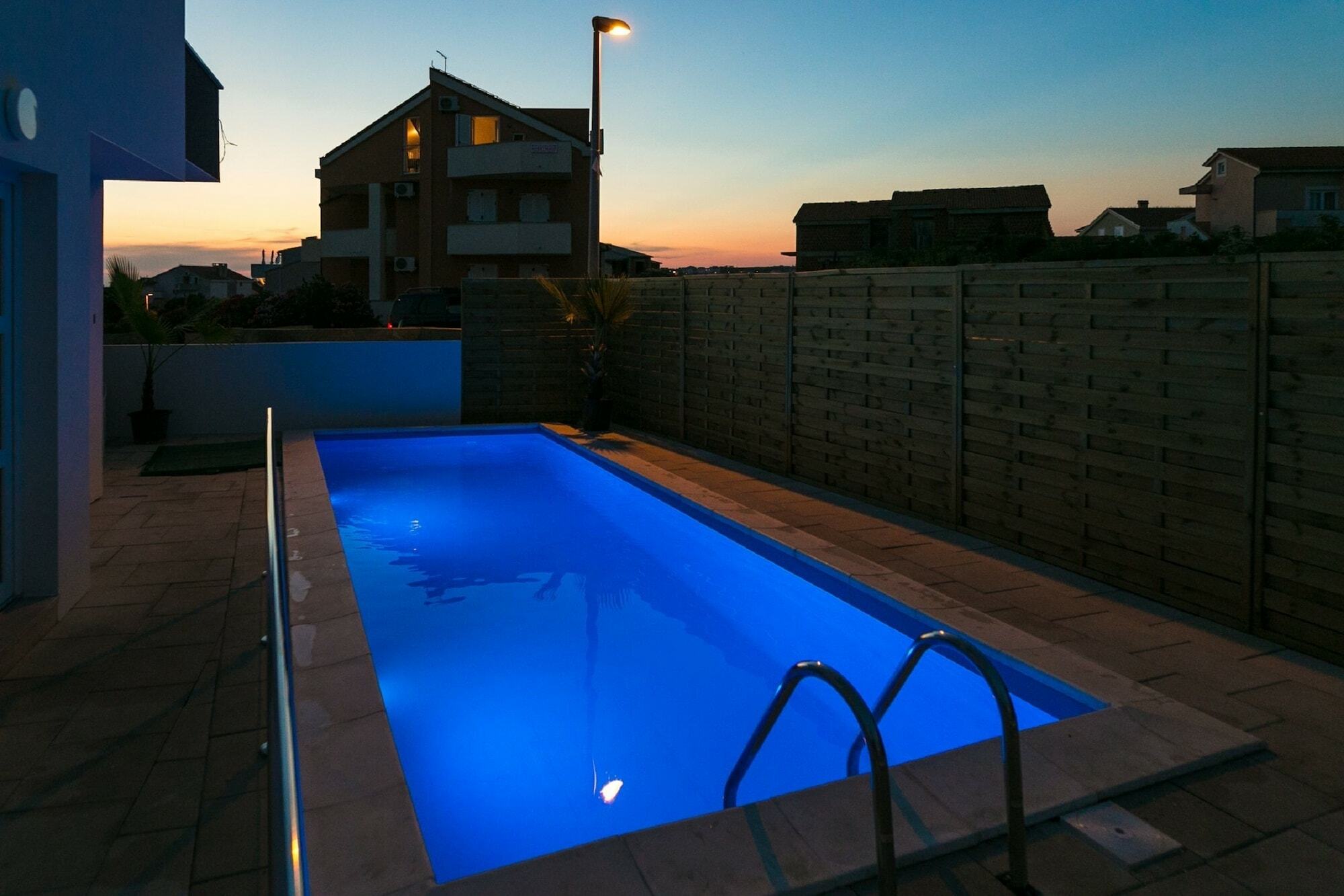 Villa Jasmina โนวาลยา ภายนอก รูปภาพ